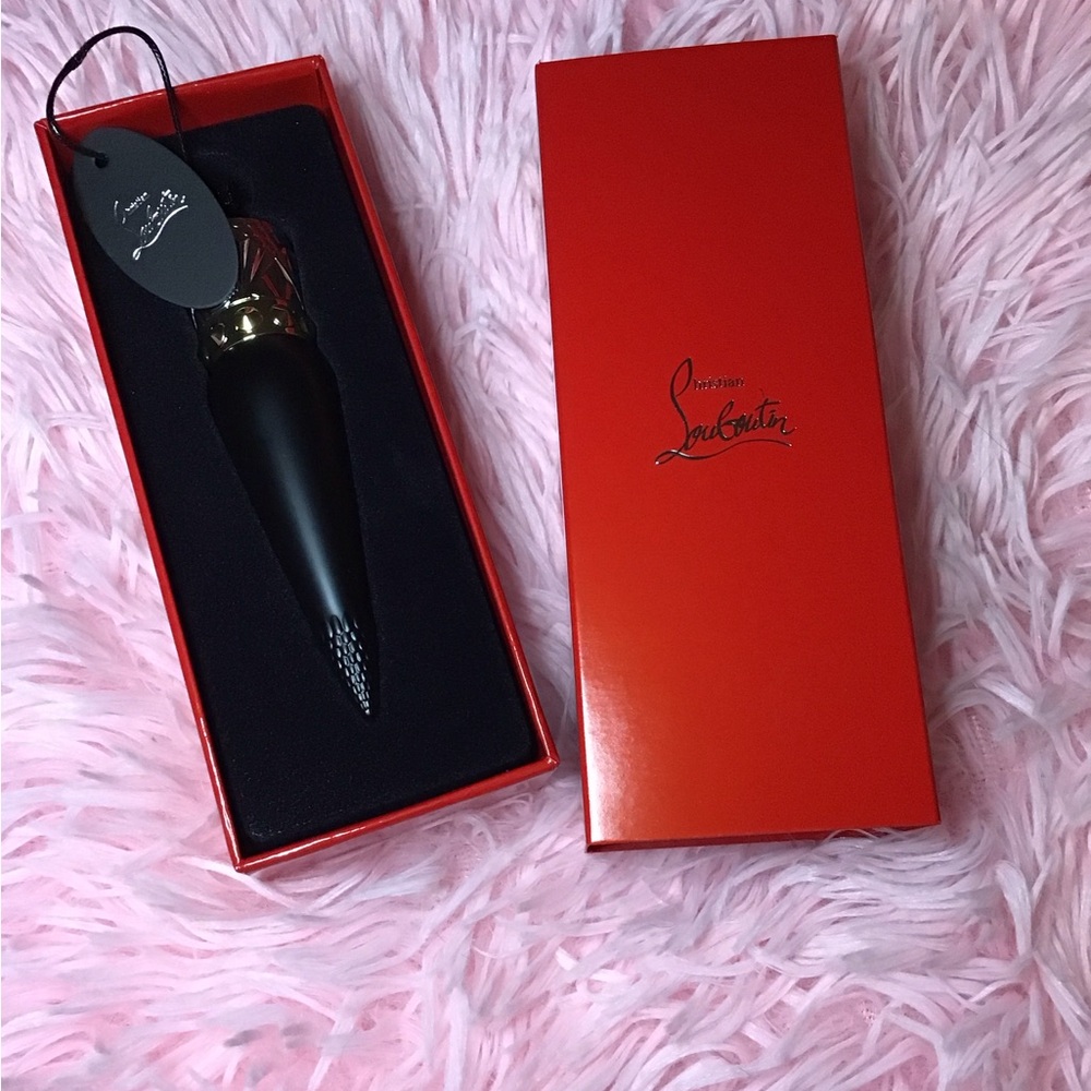 Christian Louboutin Bold Red Lipstick - Picture 3 of 5
